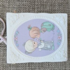 Beautiful Enesco Precious Moments 1993 Porcelain Gift Bag